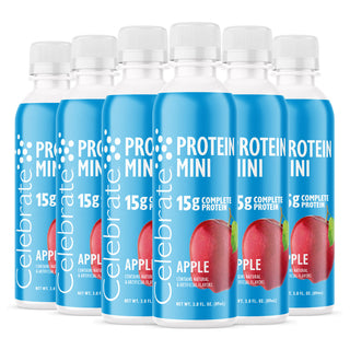 Useita Celebrate Protein Mini -pullloja omenan makuisena valkoista taustaa vasten